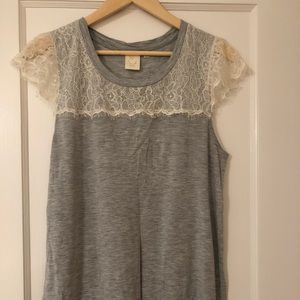 Lace tee